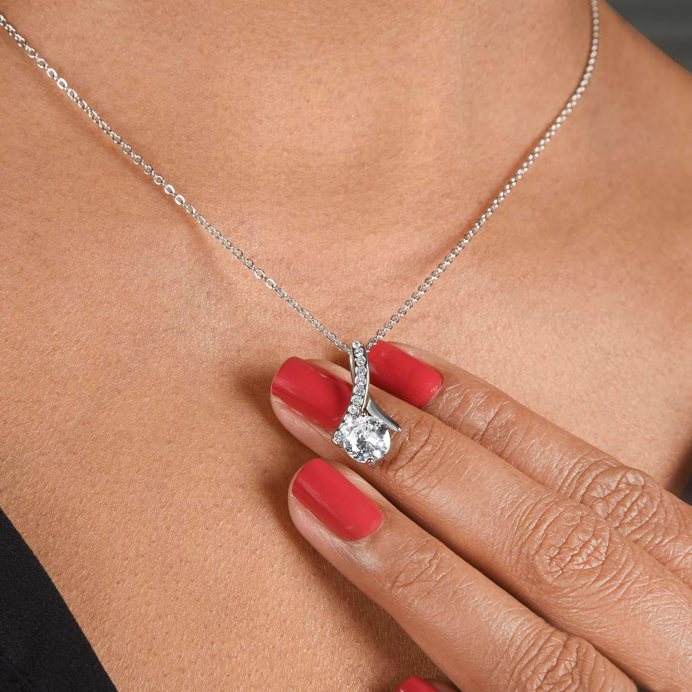 To My Mom - Apology Gift - Alluring Beauty Necklace