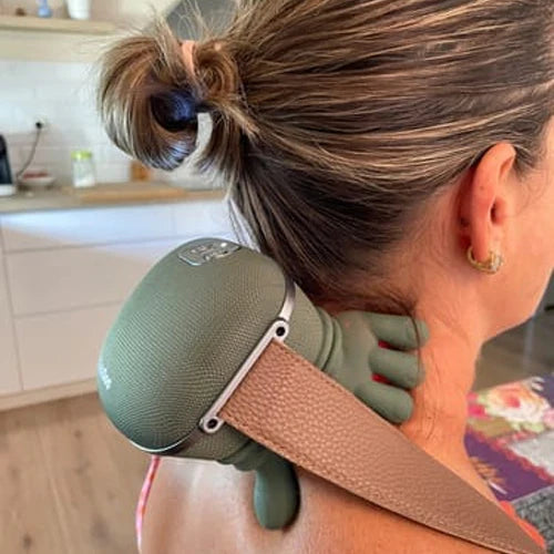 Elena R. Review Image